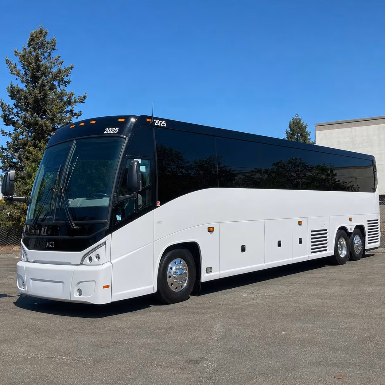 newark church groups have access to shuttle buses for sunday services and weekly worship